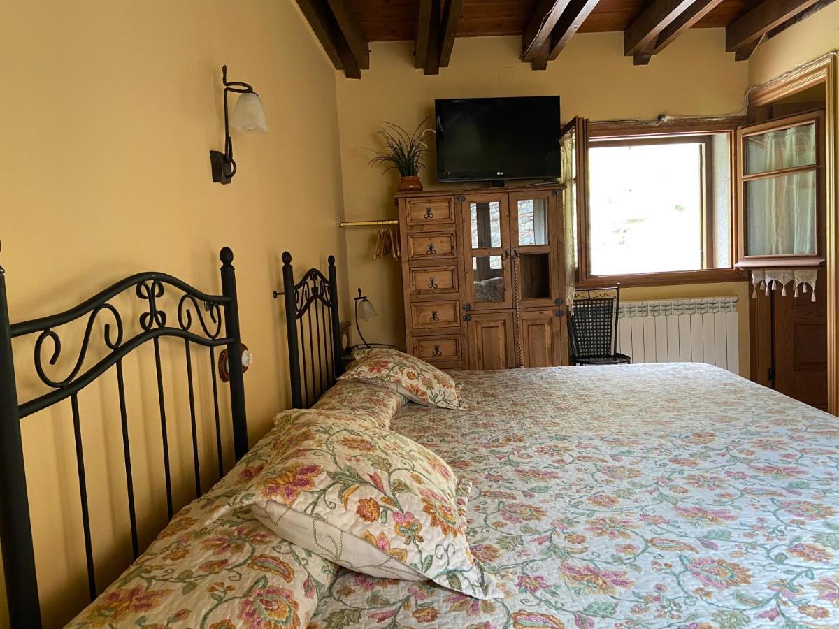 Casa Rural Era De Ferro Erill la Vall Eksteriør bilde