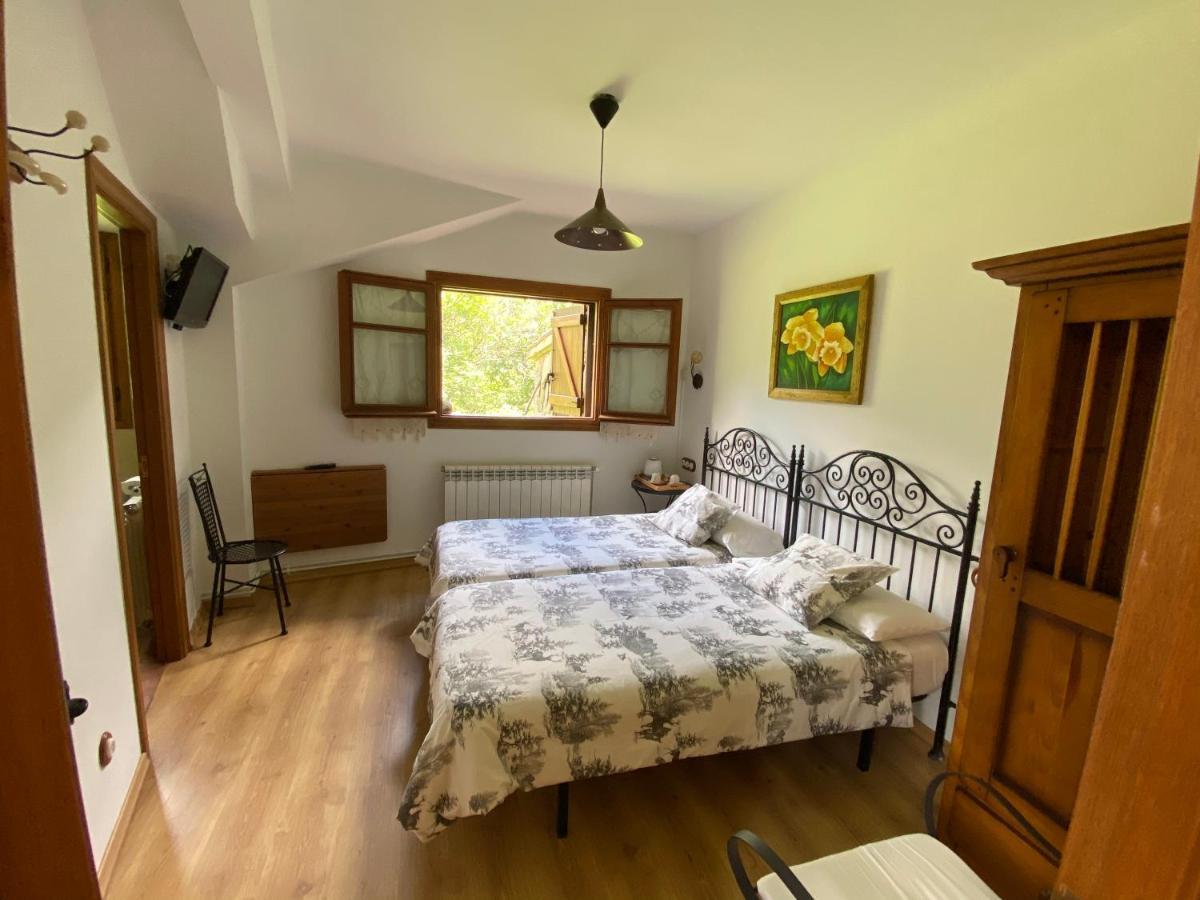 Casa Rural Era De Ferro Erill la Vall Eksteriør bilde